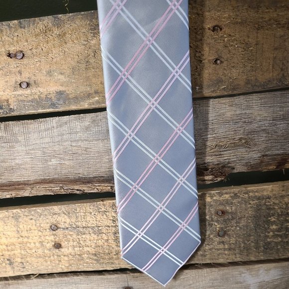 Donald J. Trump Other - Donald J Trump Signature Collection Men's Gray & Pink Striped 100% Silk Neck Tie